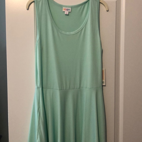 LuLaRoe Dresses & Skirts - NWT Size M LuLaRoe Mint Nicki Dress LuLaRoe Dresses & Skirts - NWT Size M LuLaRoe Mint Nicki Dress